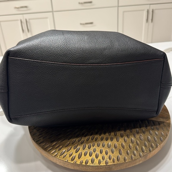 Like New! Coach Metropolitan Soft Tote - Picture 6 of 9